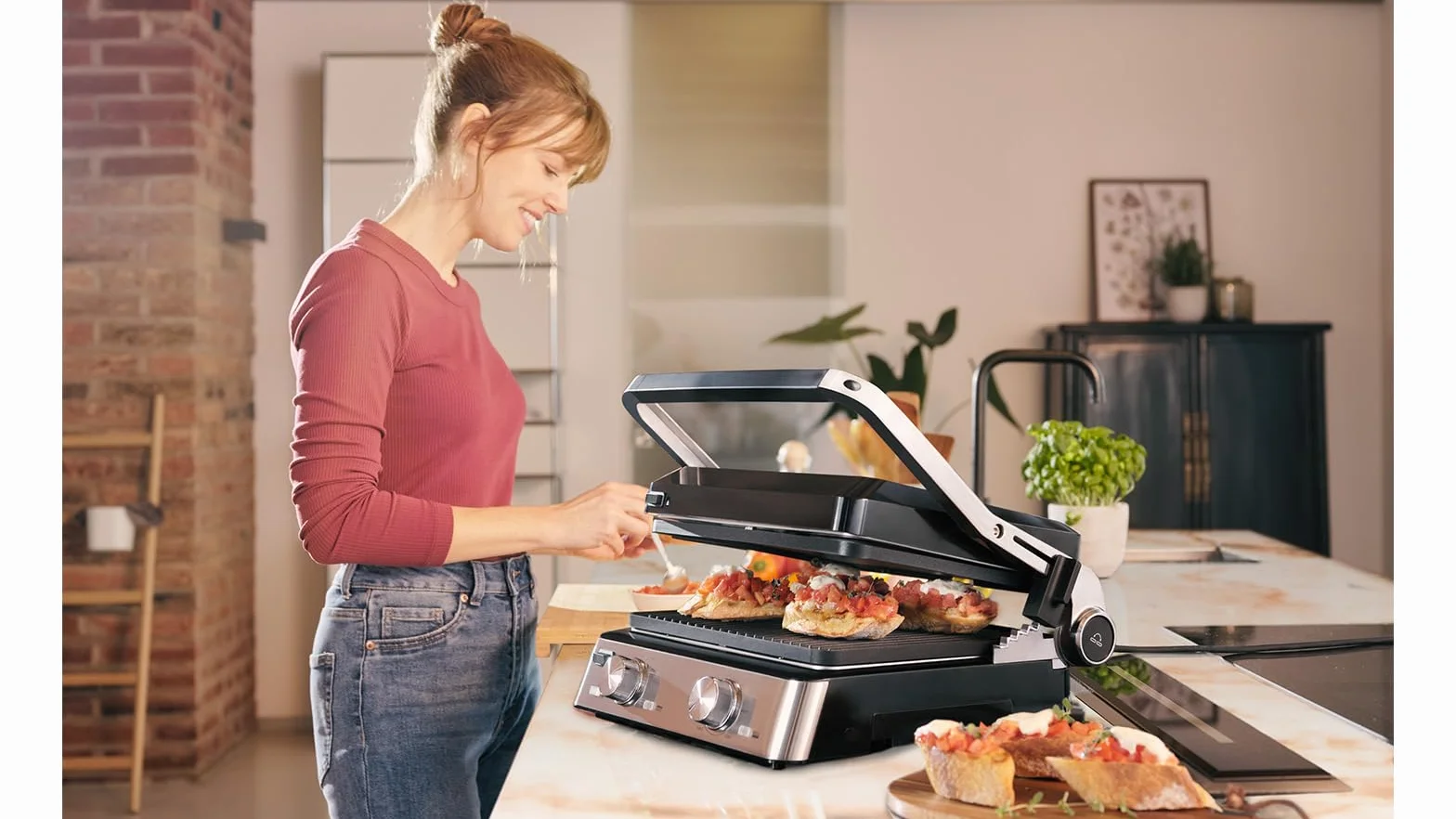 BRA grill kontaktowy CG 7020
