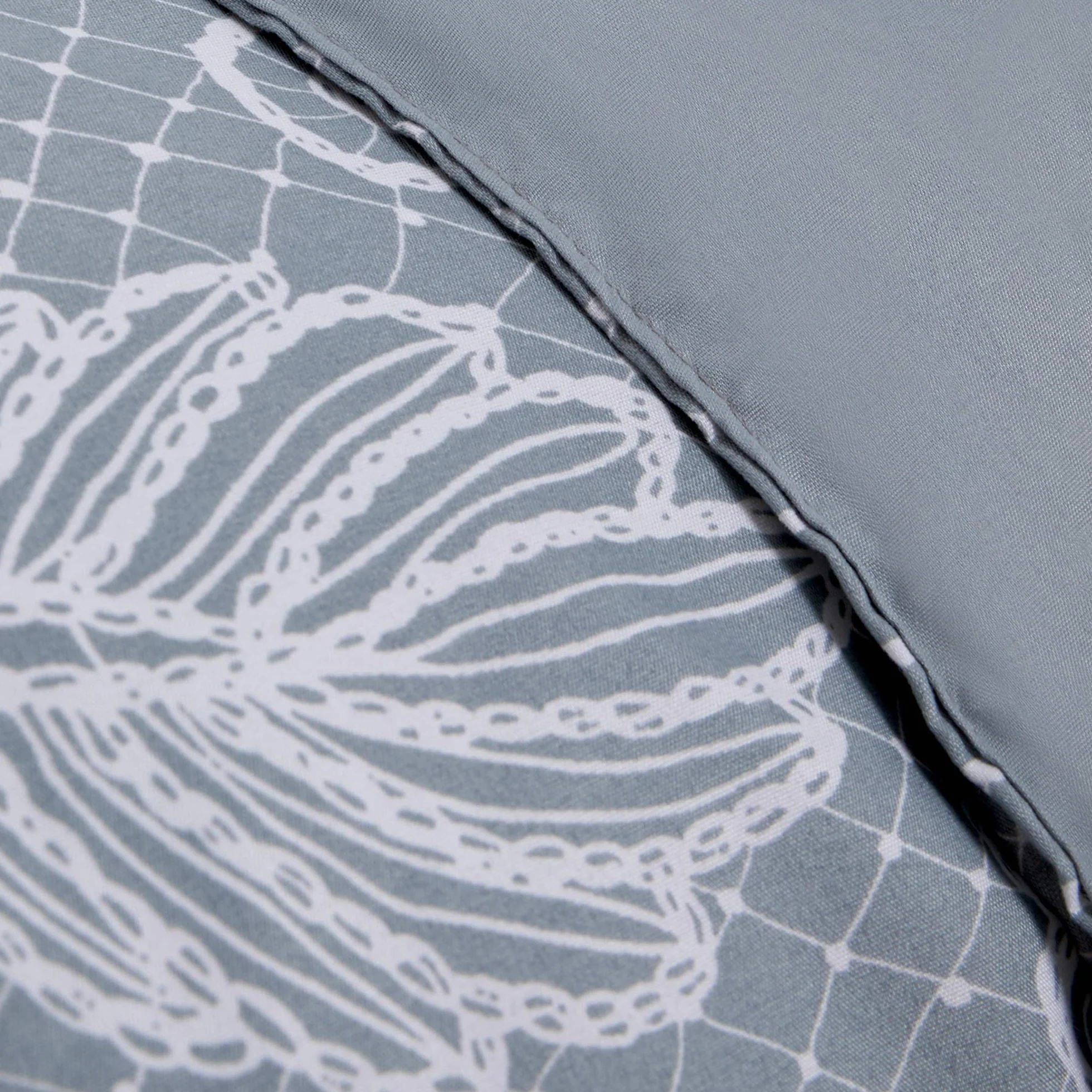 Pacific Coast Textiles 8-częściowy nadruk dwustronne łóżko w torbie Olivia Full, poliester,
