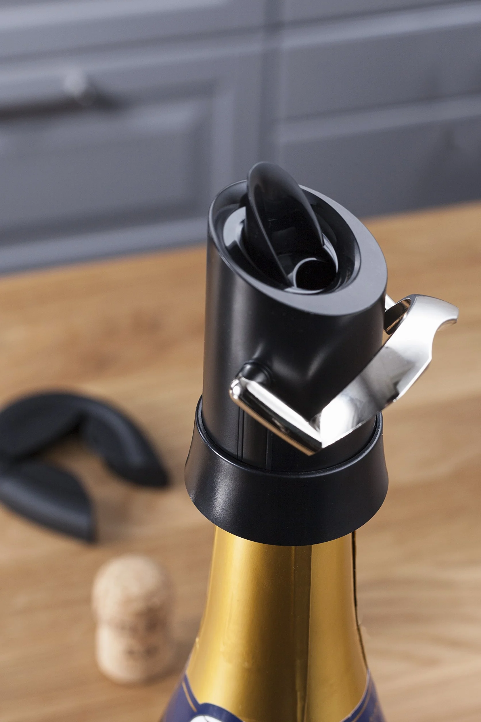 Vacu Vin Champagne Saver korek i nalewak czarny 59 ml