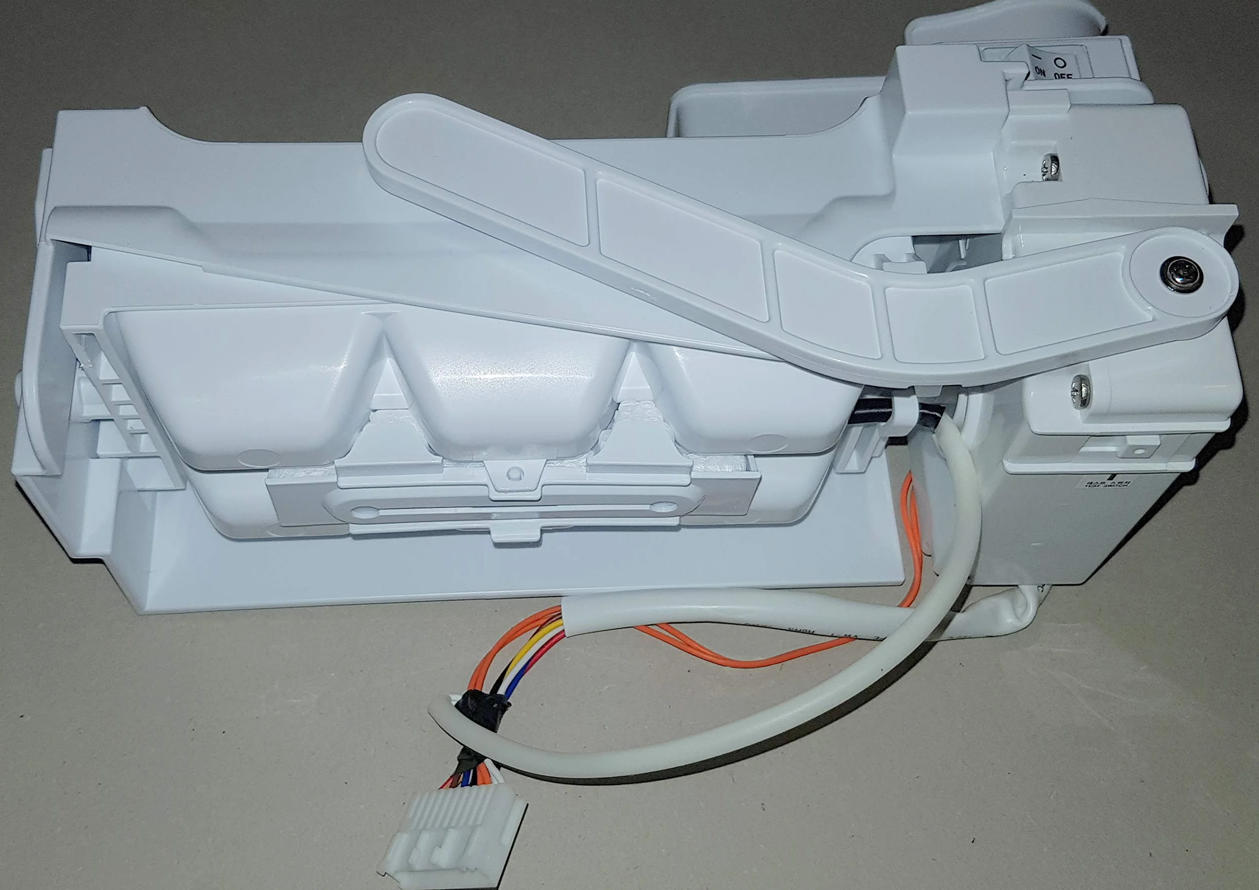 LG AEQ32178402 Icemaker Assembly Kit maszyna do lodu