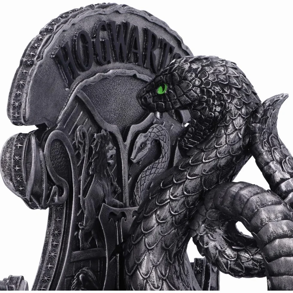 Nemesis Now Oficjalnie licencjonowana podpórka do książek Harry Potter Slytherin 20 cm srebrna