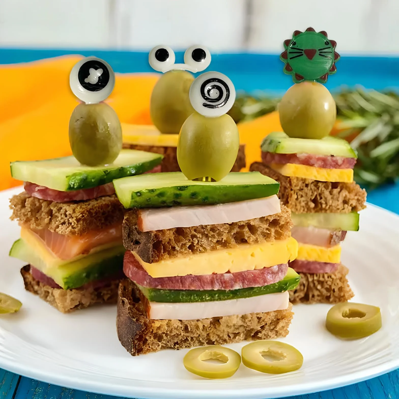 20 sztuk widelców do owoców + 10 sztuk widelczyków do owoców dzikiej przyrody, mini widelec do owoców, wielokrotnego użytku, wykałaczki do pudełek na lunch, na imprezę, popołudniową herbatę,