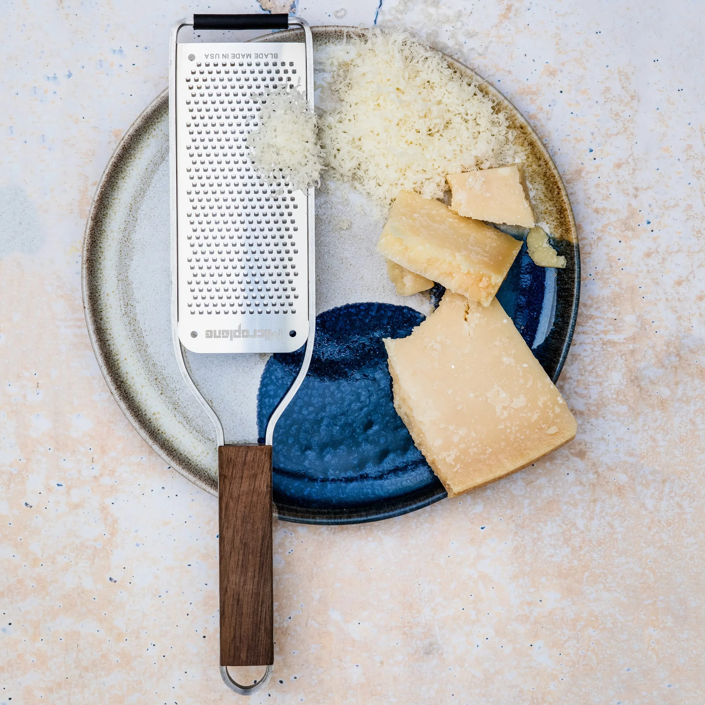 Microplane Tarka kuchenna ze stali nierdzewnej Master do twardego sera cytrusów czosnku chili