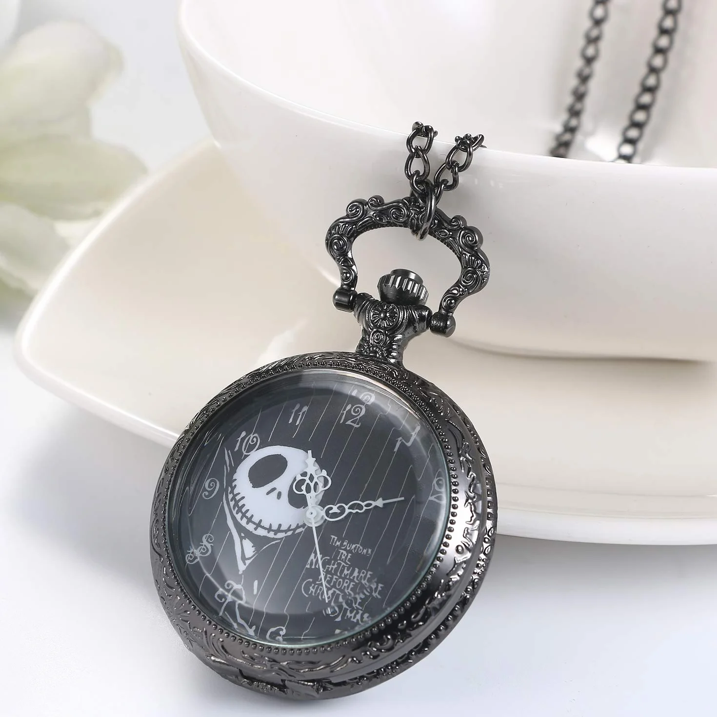 JewelryWe Nightmare Before Christmas zegarek kieszonkowy męski damski antyczny zegarek kieszonkowy z łańcuszkiem czarny naszyjnik zegarek na Boże Narodzenie