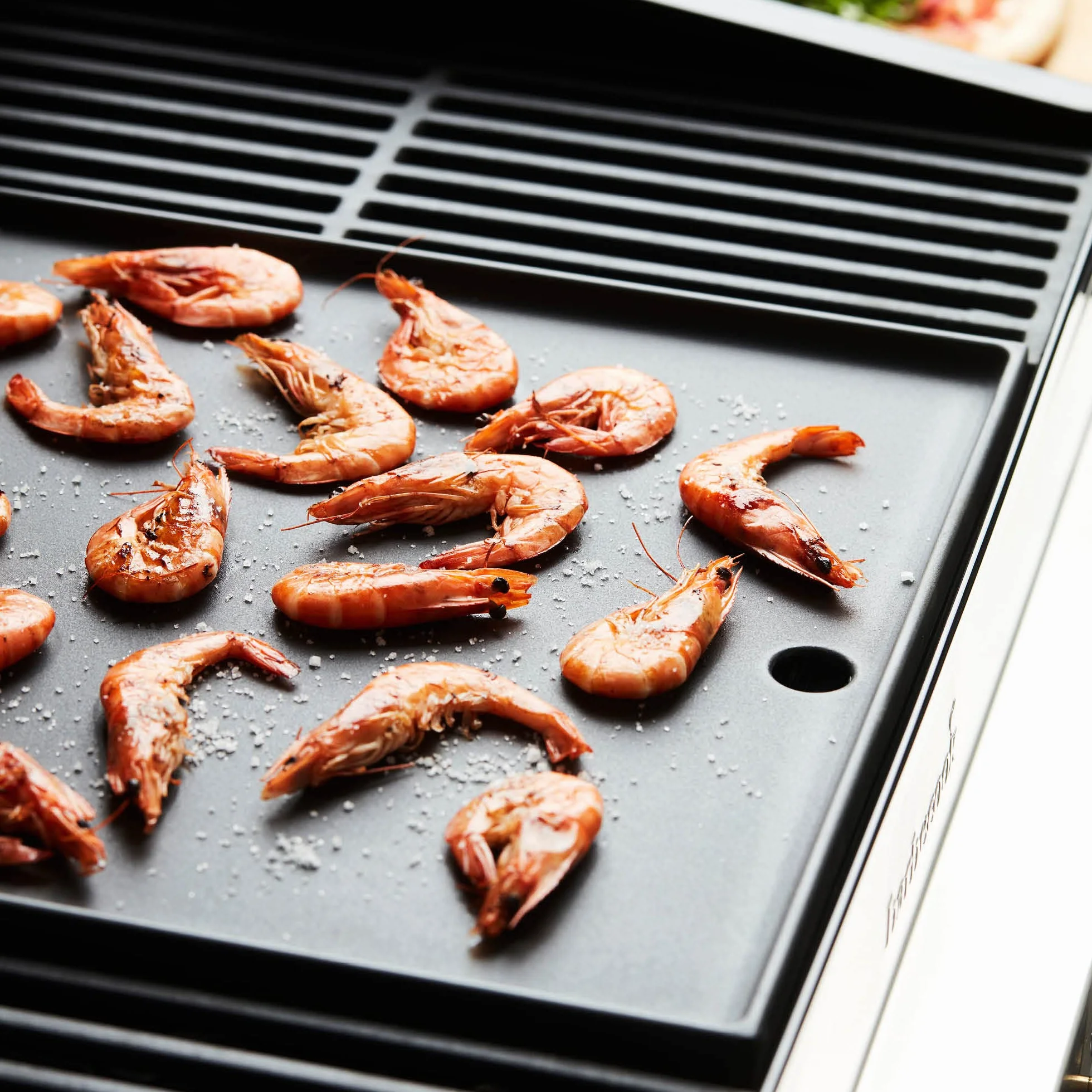 barbecook Uniwersalna płyta grillowa żeliwna 43 x 35 cm czarna