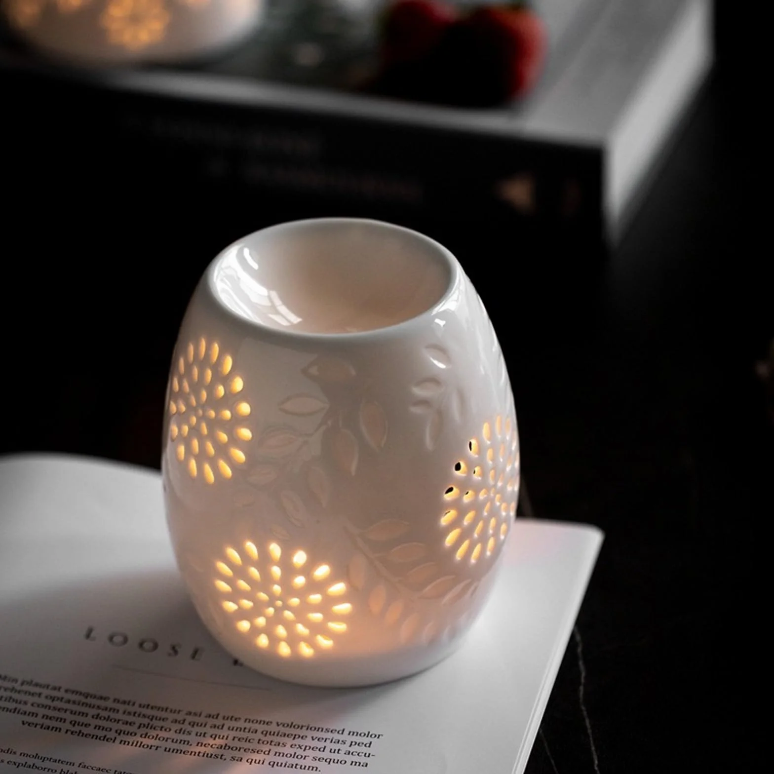 Ceramiczna lampa zapachowa tealight z uchwytem na podgrzewacze do olejków eterycznych i wosku
