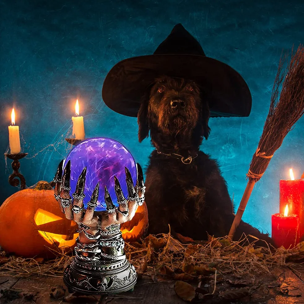 Magiczna migająca kryształowa kula czarownicy Halloween