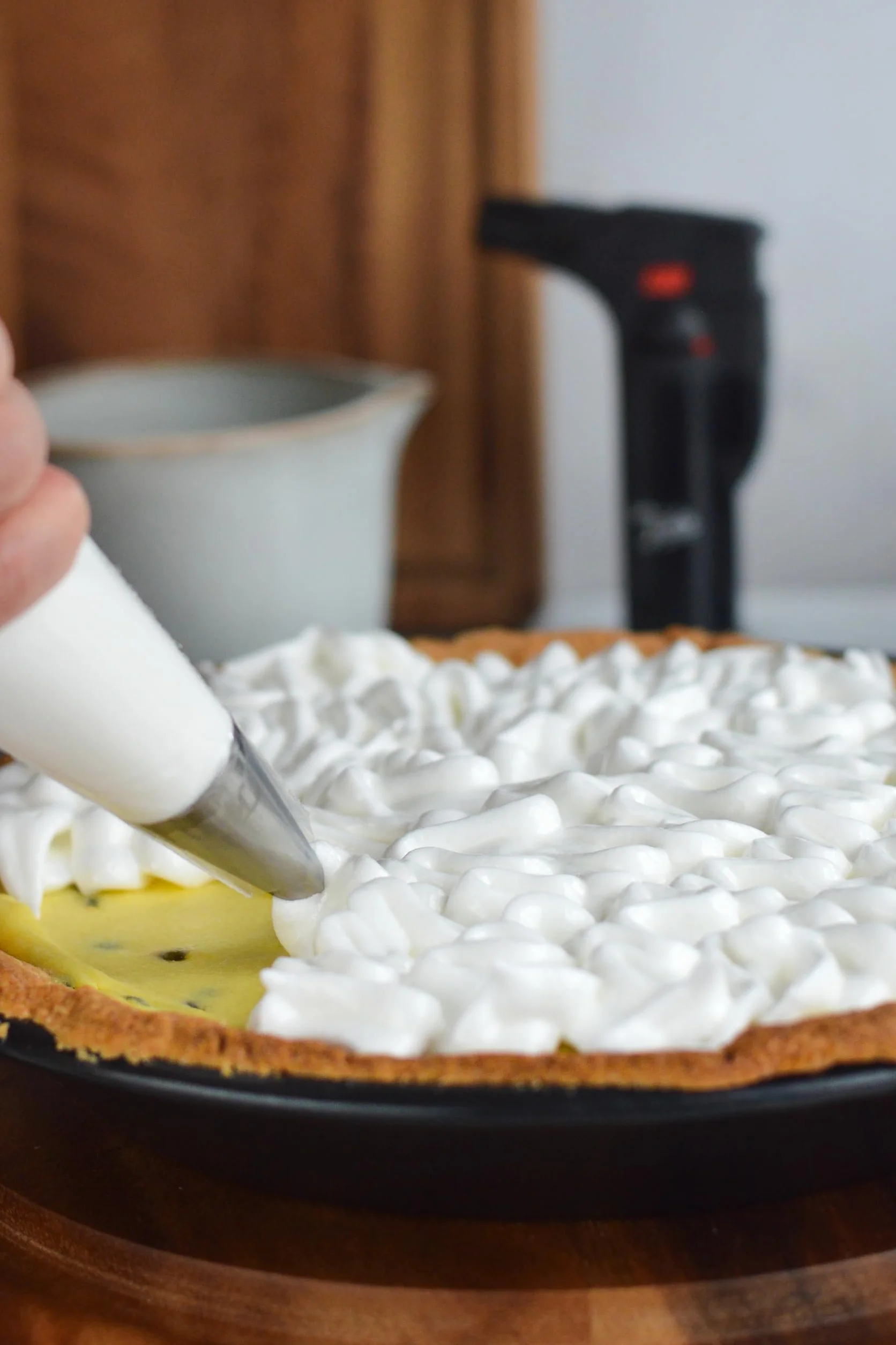 Tala Performance okrągłe naczynie do ciasta 23 cm stal węglowa powłoka nieprzywierająca Eclipse Premium