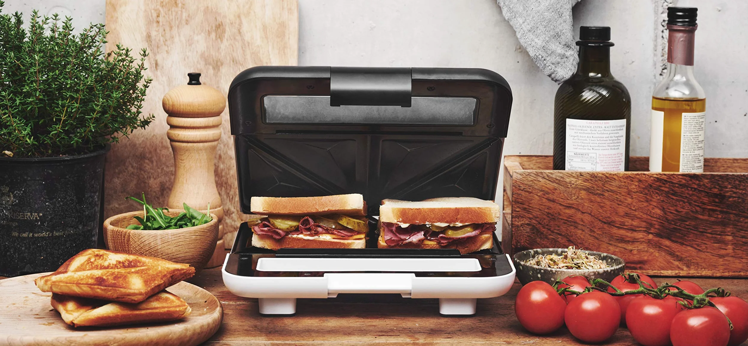 GASTROBACK opiekacz do kanapek 750 W biały czarny 42443