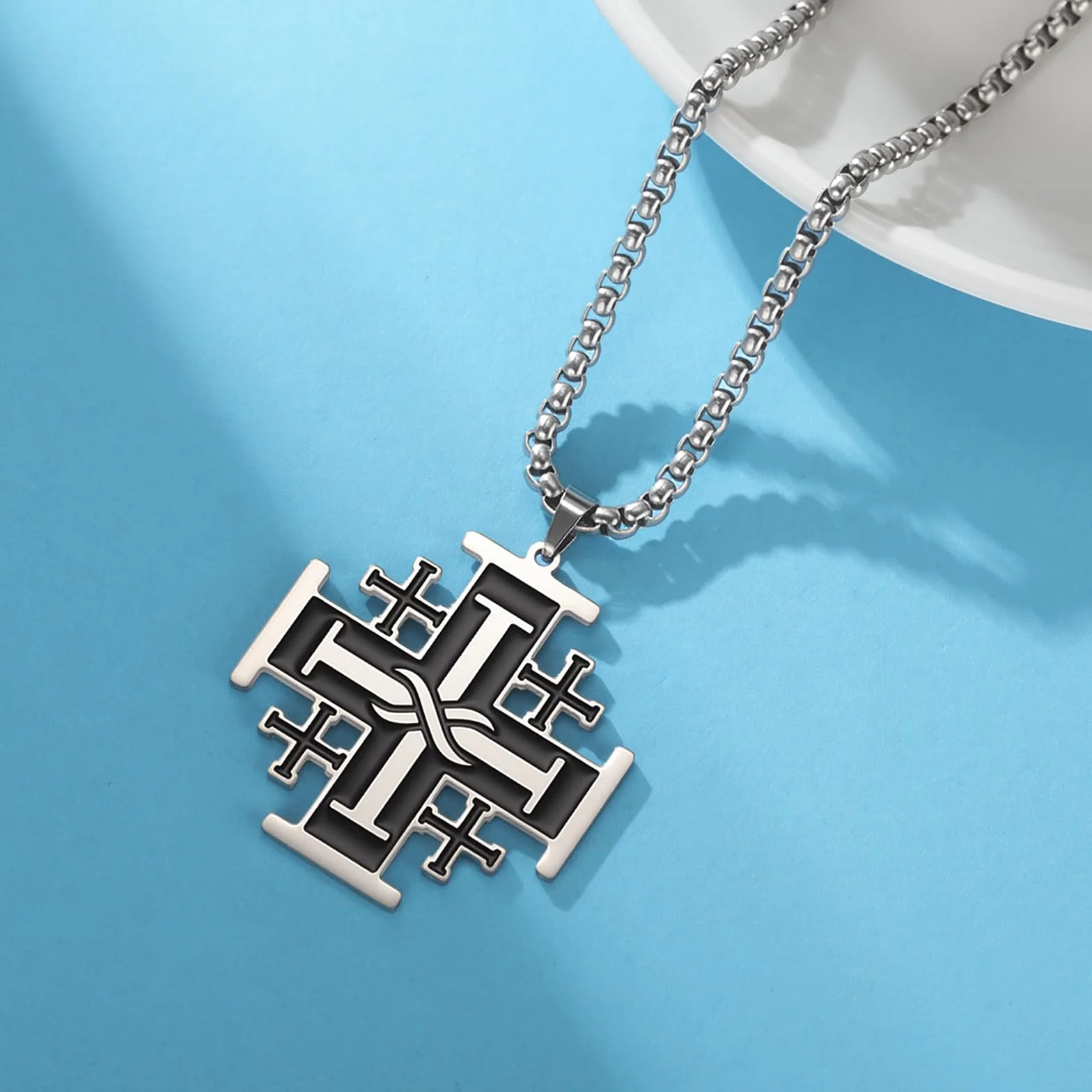 VASSAGO Krzyż Jerozolimski, naszyjnik ze stali nierdzewnej, krzyżowcy, wisiorek, naszyjnik, religijne oświadczenie, modlitwa, amulet, średniowieczny chrzest, biżuteria, prezent dla mężczyzn i kobiet