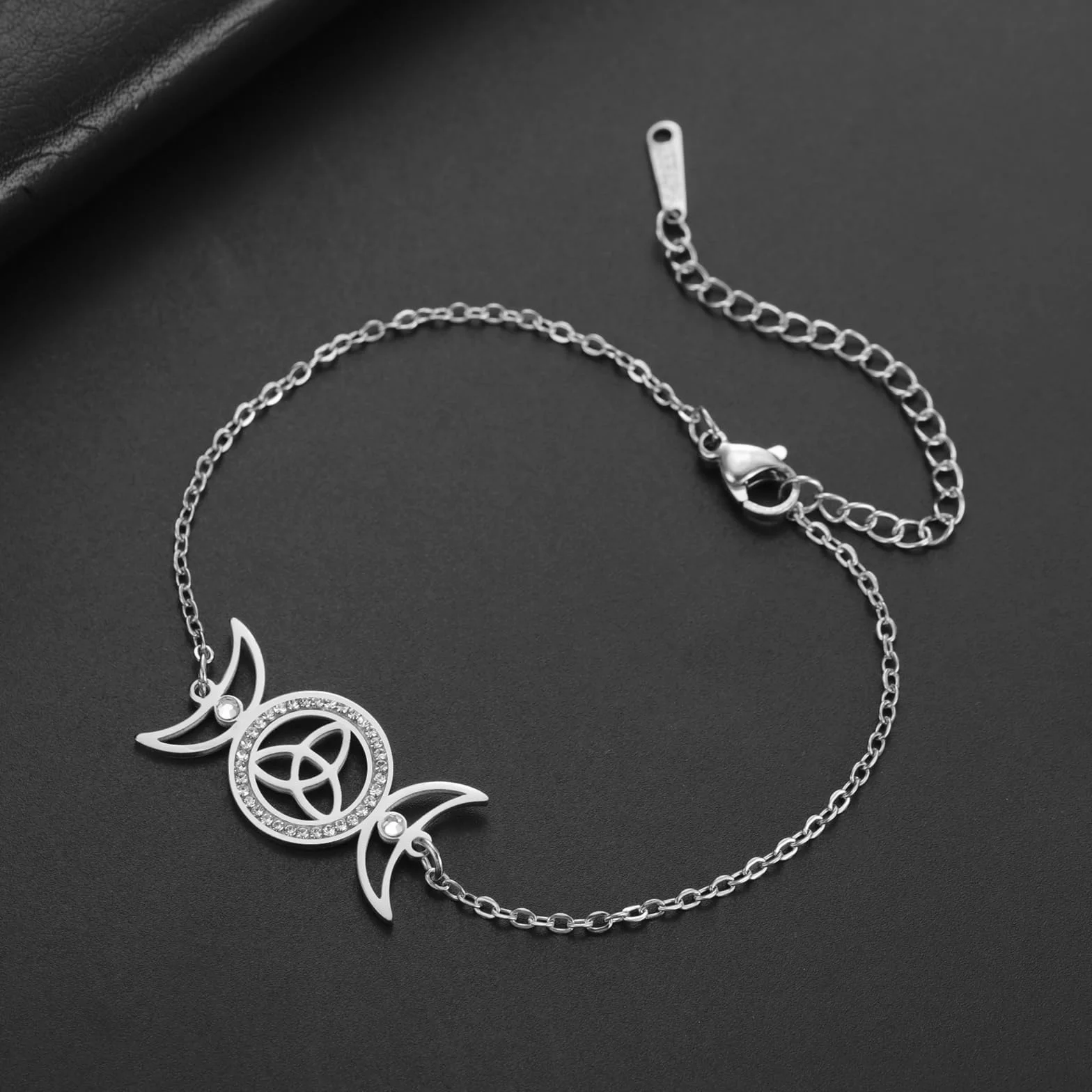 VASSAGO Potrójna bransoletka księżyca, stal nierdzewna, celtycki węzeł, charm, regulowana, warstwowa, wicca, amulet, irlandzka biżuteria dla kobiet